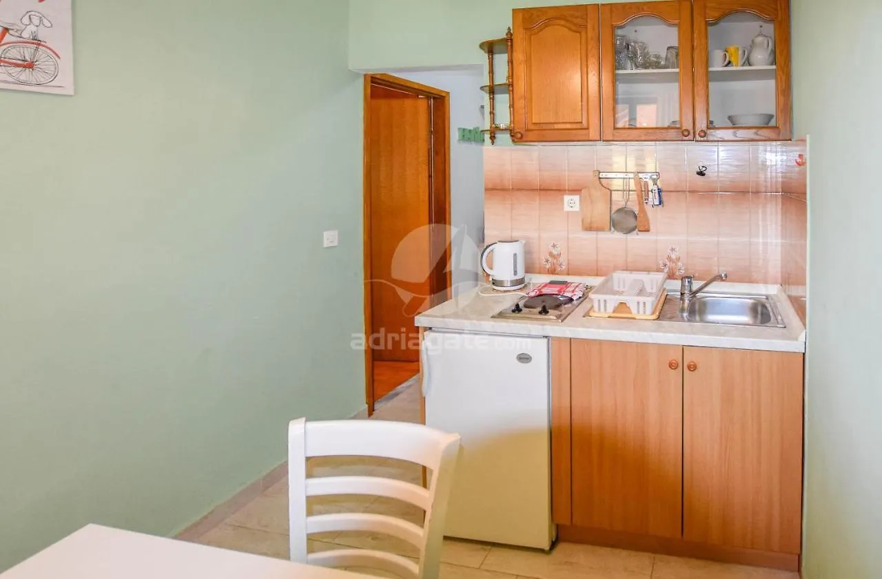 Apartments Jacqueline Pakostane 0*,