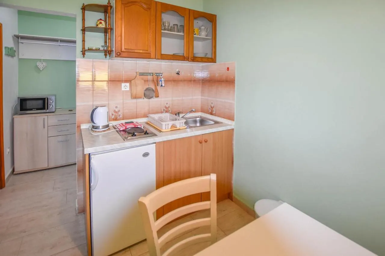 Apartments Jacqueline Pakostane 0*,  Croatia