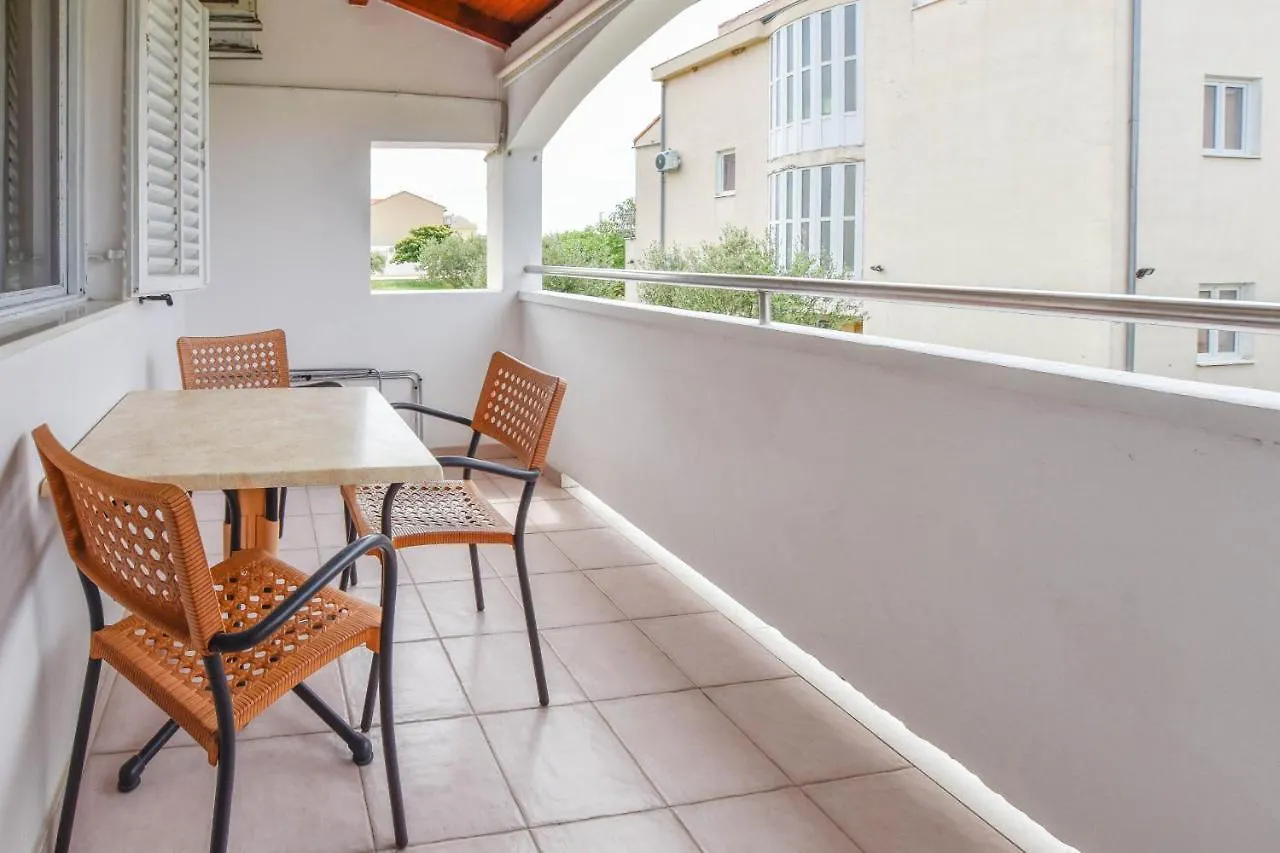 Apartments Jacqueline Pakostane